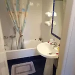 Adi's On The Apartment Barbati