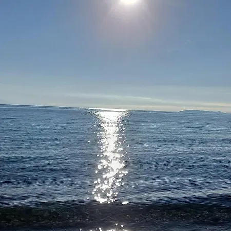 Adi's On The Barbati