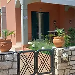Apartament Adi's On The *