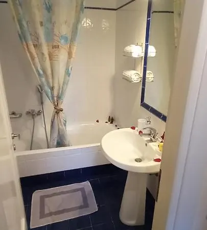 Adi's On The Apartament Barbati