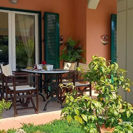 شقة Adi's On The برباتي