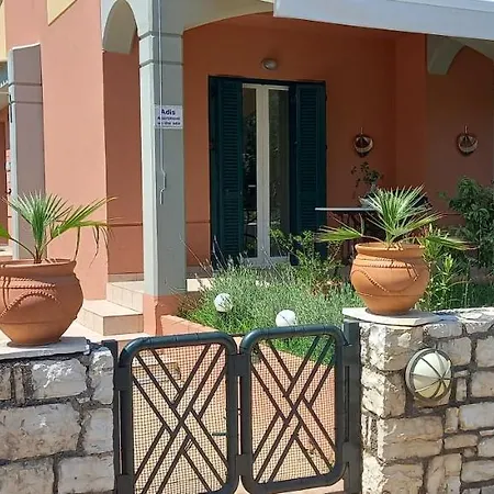 Apartamento Adi's On The *